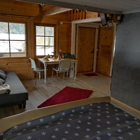 木屋 Paeivaekulma