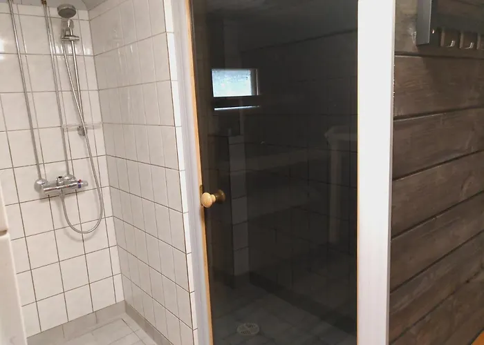 Paeivaekulma Alpesi faház Naantali